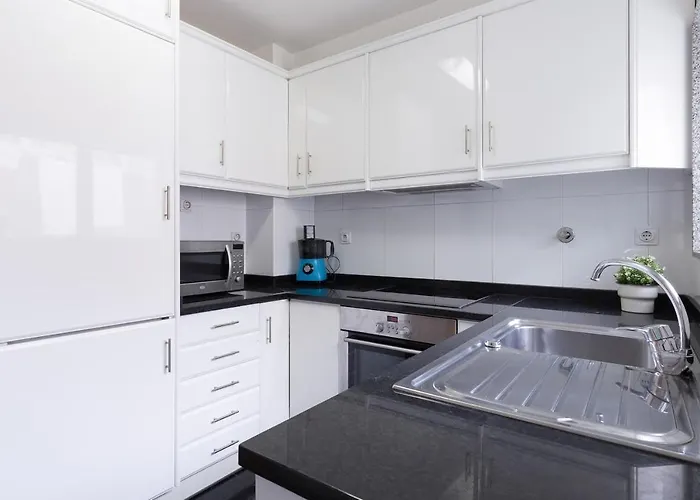 Host Wise * 포르투