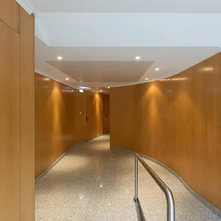 Host Wise Apartment Porto
